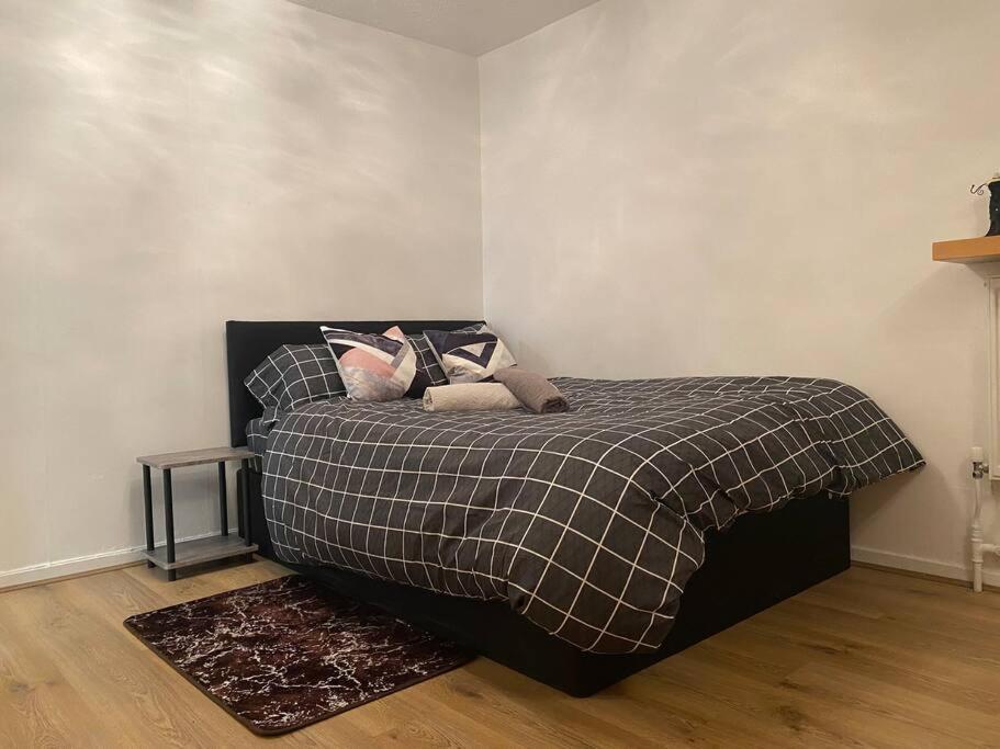2 Bedroom Flat Camberwell Grove Londýn Exteriér fotografie